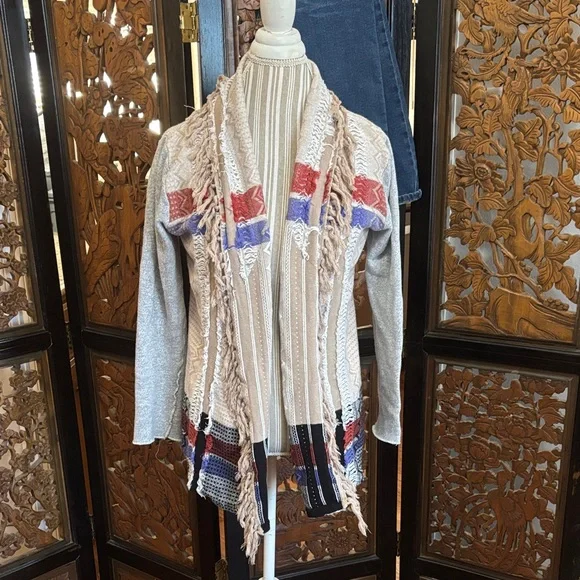 Gimmicks by BKE Multicolor Cardigan Sweater - Picture 1 of 4